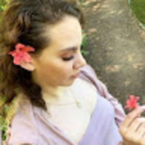 Meet your Posher, Alexandra